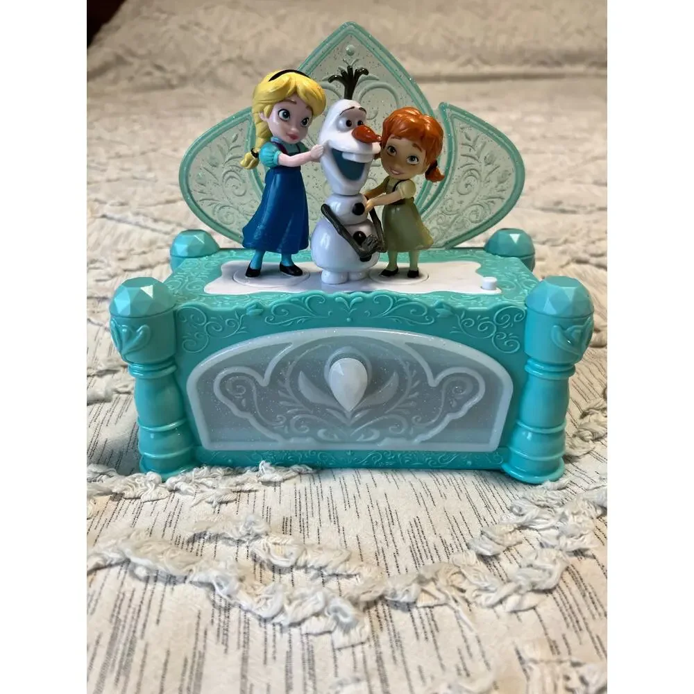Disney Frozen “Do You Want to Build a Snowman” Musical Jewelry Box
